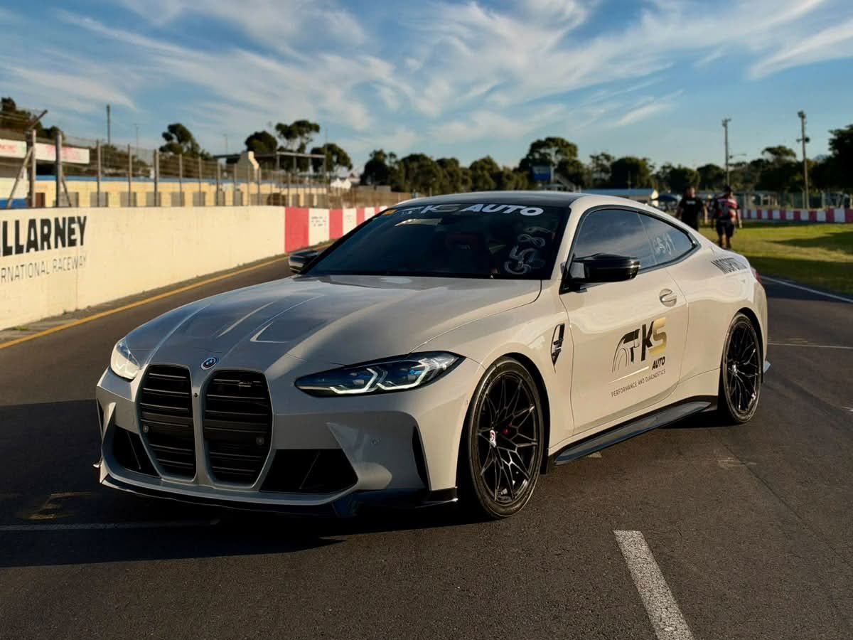 KS Auto G82 M4 on the start line at Killarney